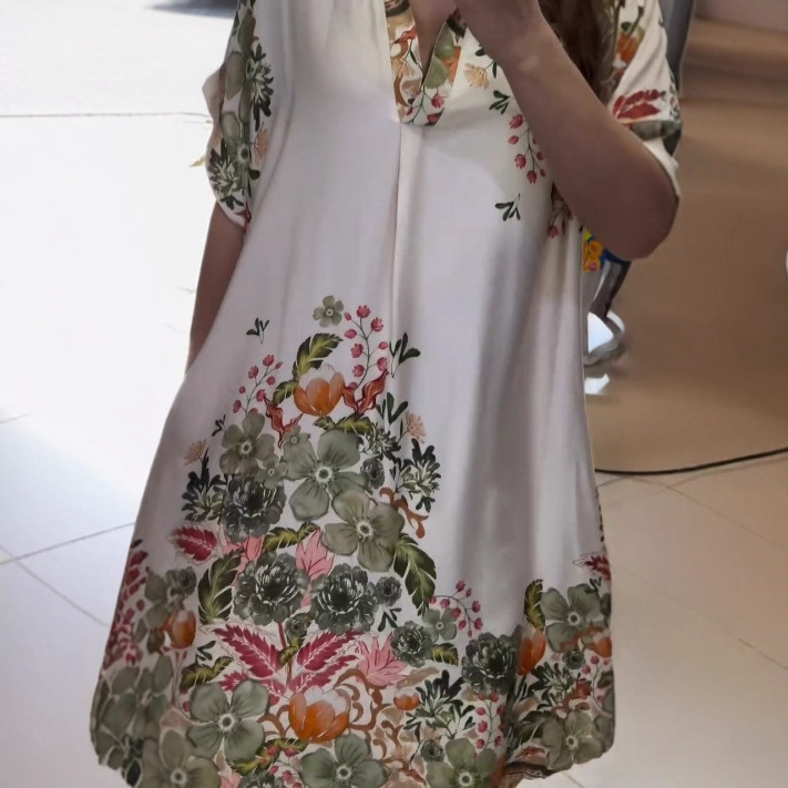 Eleganckie sukienki damskie z krótkim rękawem i nadrukiem kwiatowym